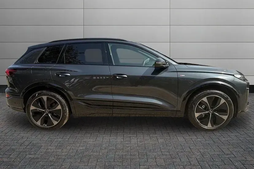 Used Audi Q6 e-tron Black Edition 314 kW (428 HP) 2026 Other SUV