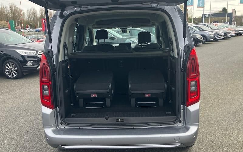 Used Vauxhall Combo 110 HP (80 kW) 2019 Grey MPV