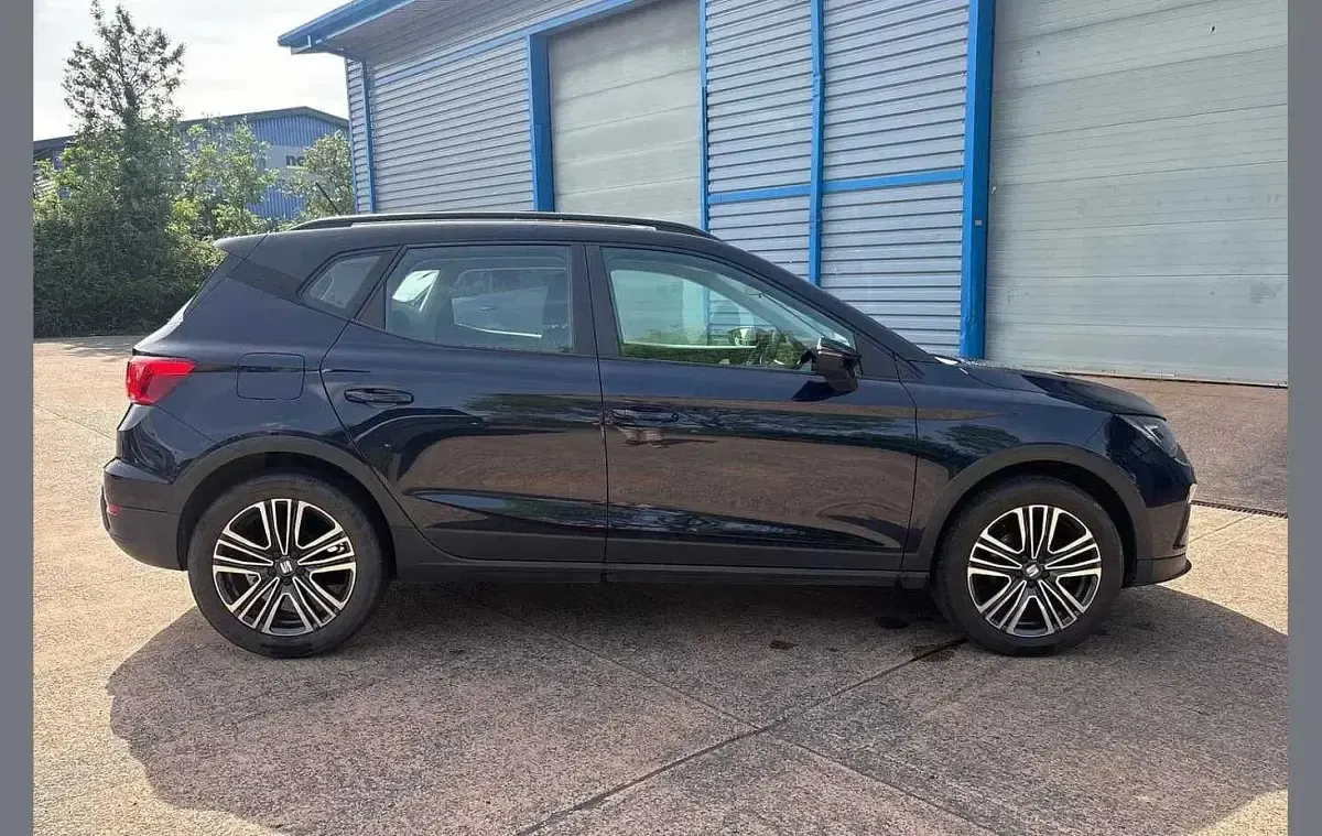 Used Seat Arona SE Technology 108 HP (79 kW) 2022 Blue SUV