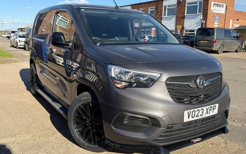 Used Vauxhall Combo 101 HP (74 kW) 2023 MPV
