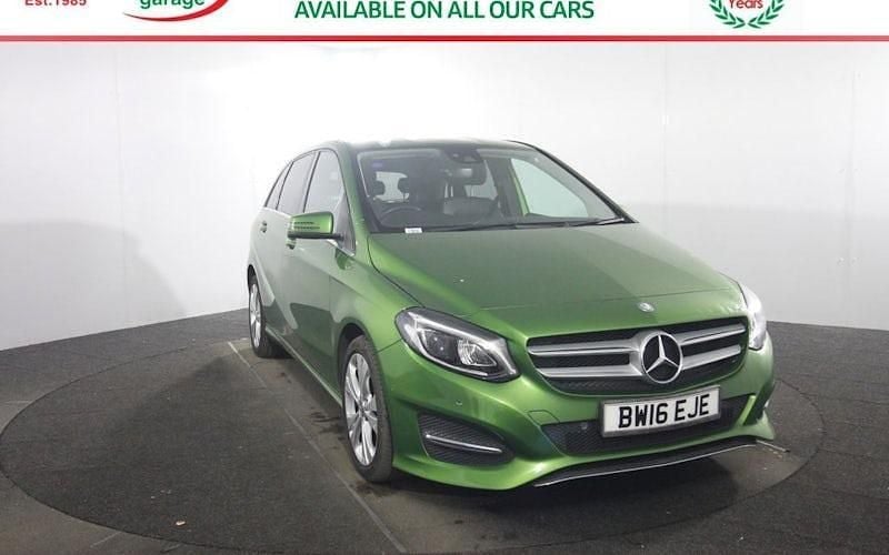 Used Mercedes B180 Premium 109 HP (80 kW) 2016 Green MPV