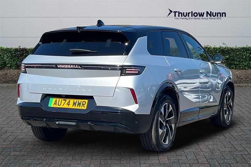 Second-hand Vauxhall Grandland 156 kW (213 CP) 2024 Gri SUV