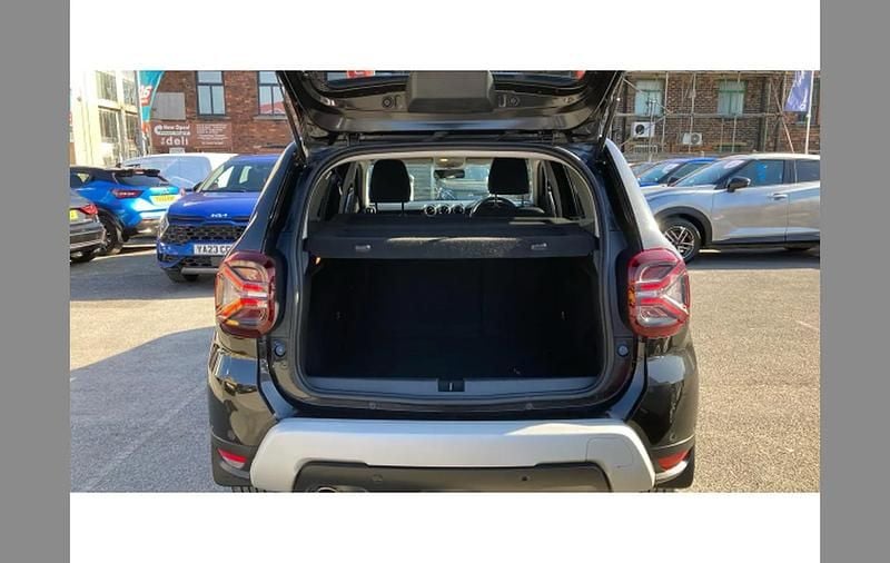 Used Dacia Duster Prestige 91 HP (66 kW) 2022 Black SUV