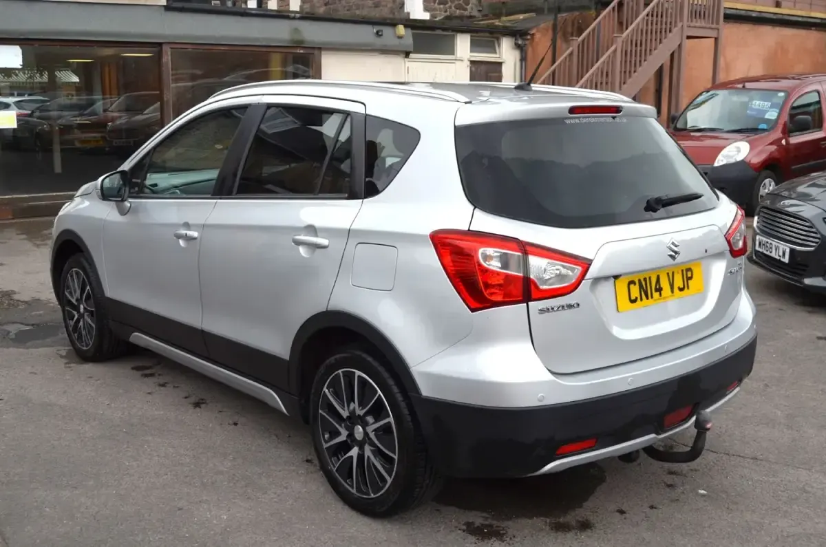 Gebraucht Suzuki SX4 S-Cross SZ5 120 PS (88 kW) 2014 Silber Kleinwagen
