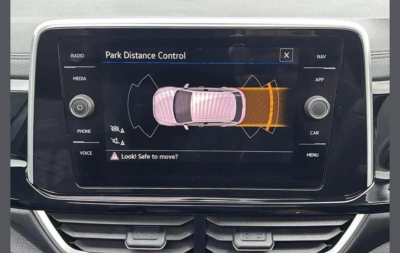 Used VW T-Roc R-line 150 HP (110 kW) 2025 Black SUV