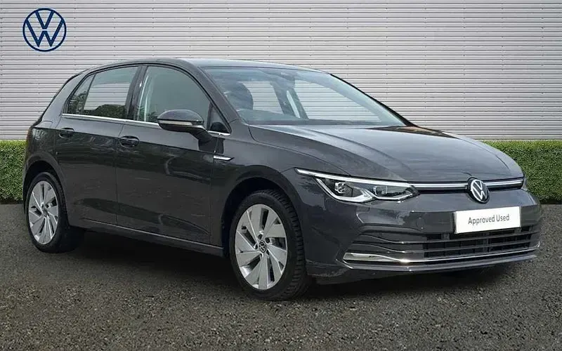Used VW Golf VIII Style 131 HP (96 kW) 2024 Hatchback