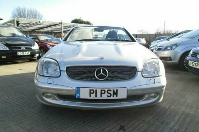 Used 2001 Mercedes SLK200 Cabriolet | £4,250 (Expensive) - Image 1/4