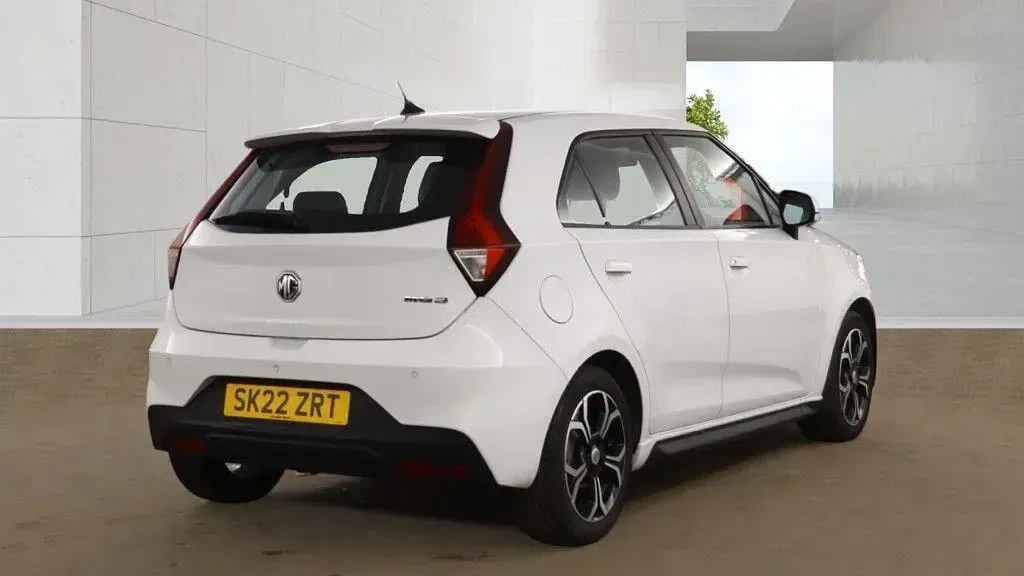 Used MG MG3 Exclusive 106 HP (77 kW) 2022 White Hatchback