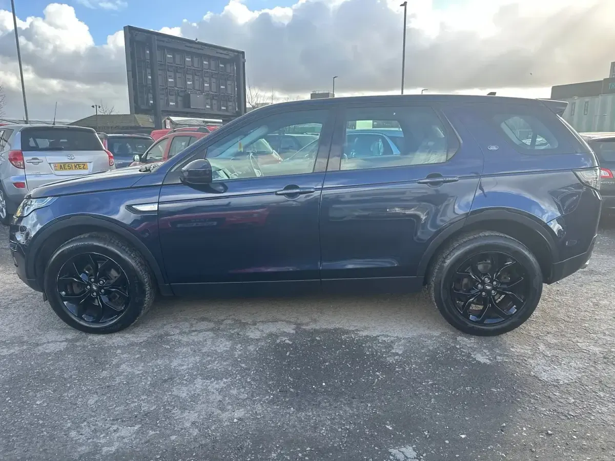 Used Land Rover Discovery Sport HSE 2015 Blue SUV