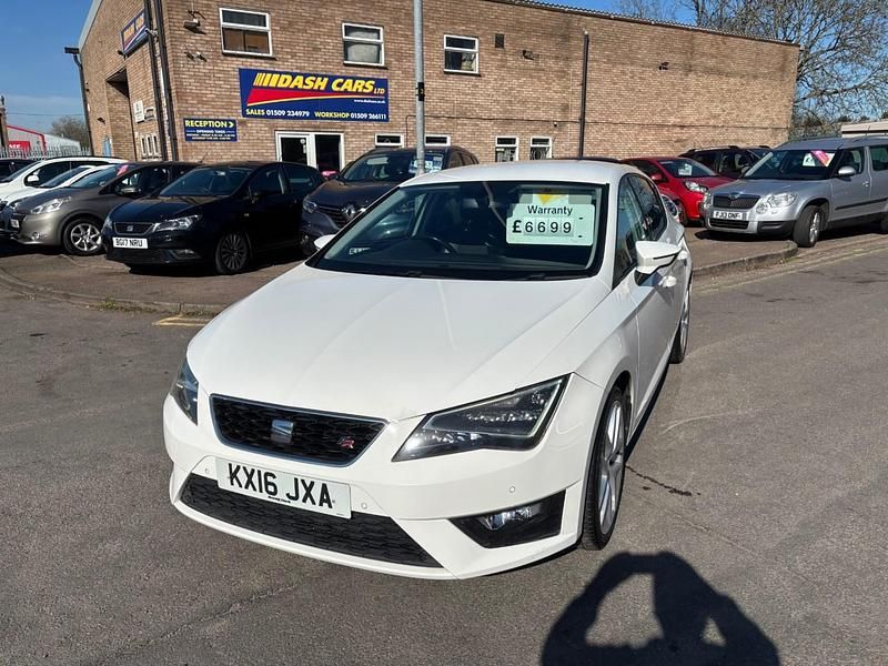 Used Seat Leon FR 150 HP (110 kW) 2016 White Hatchback