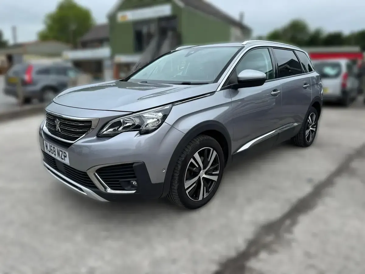 Used Peugeot 5008 Allure 130 HP (95 kW) 2018 Grey SUV