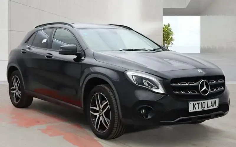 Used Mercedes GLA180 Urban 122 HP (89 kW) 2019 SUV