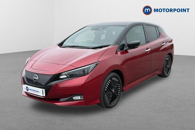 Used Nissan Leaf Tekna 110 kW (150 HP) 2023 Red Hatchback