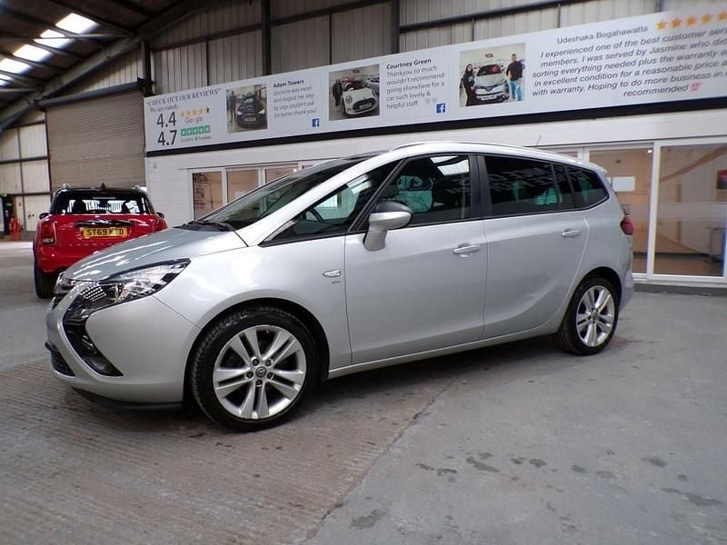 Used Vauxhall Zafira Tourer SRi 134 HP (98 kW) 2016 Silver MPV