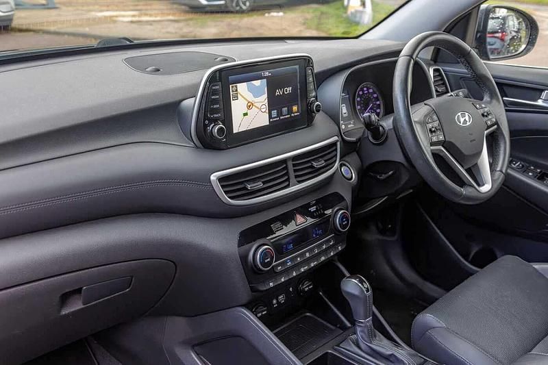 Used Hyundai Tucson Premium SE 177 HP (130 kW) 2019 Grey SUV