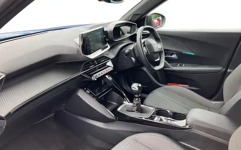 Used Peugeot 2008 Allure+ 101 HP (74 kW) 2023 Blue SUV