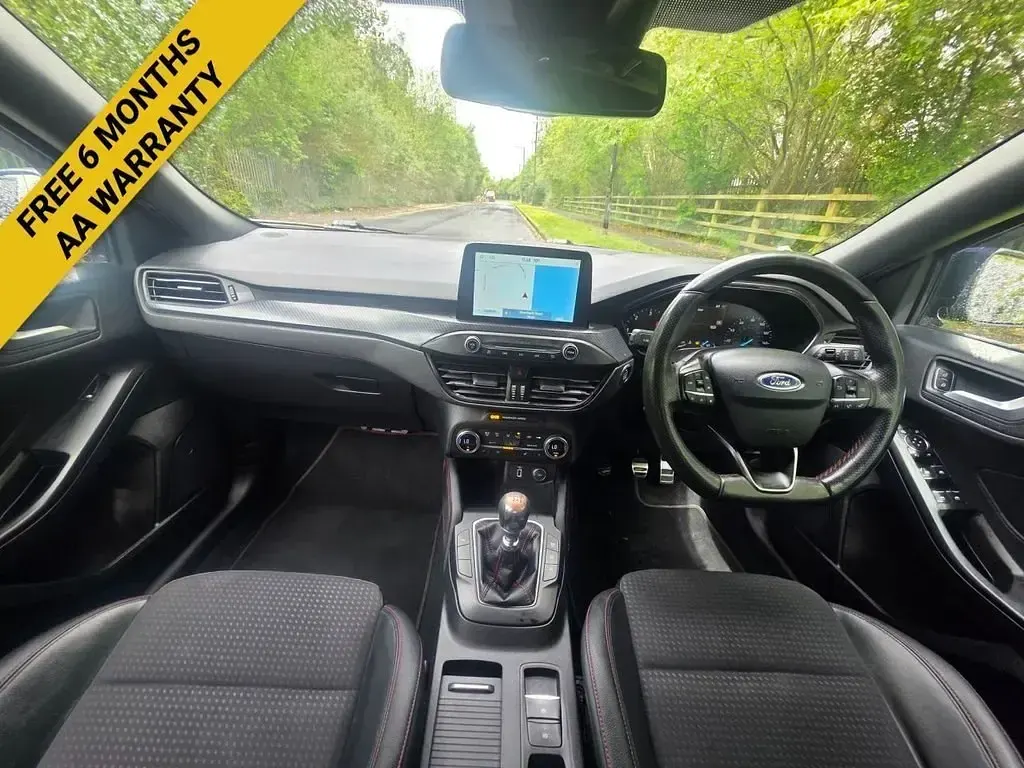 Używany Ford Focus ST-Line X 120 KM (88 kW) 2019 Czarny Hatchback