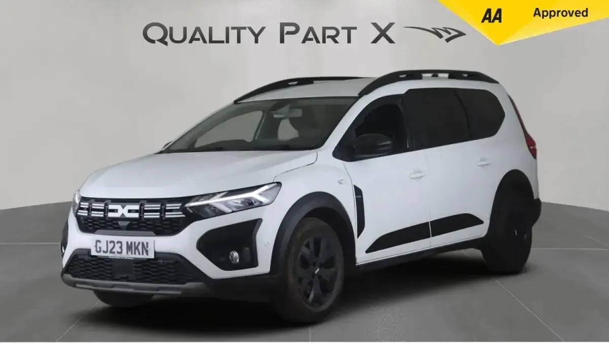 Used Dacia Jogger Extreme 110 HP (80 kW) 2023 White MPV
