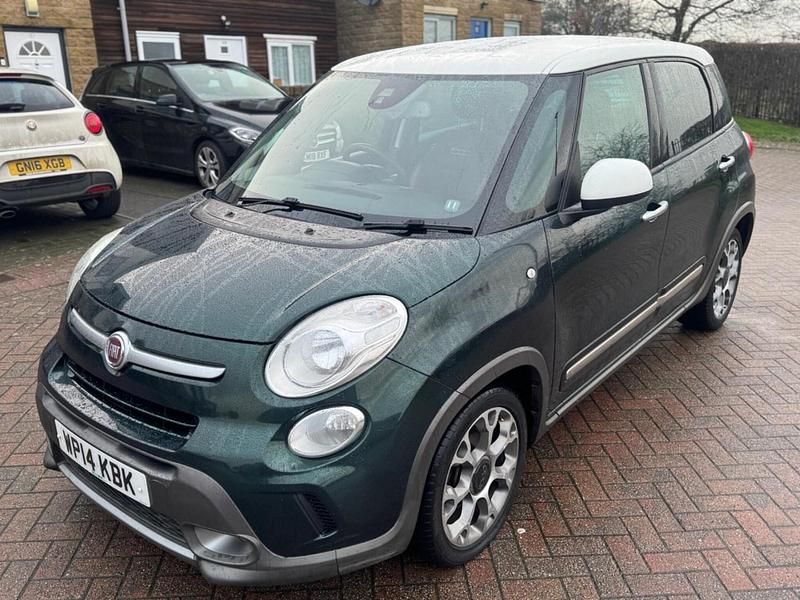 Used Fiat 500L Trekking 85 HP (62 kW) 2014 Green/white MPV