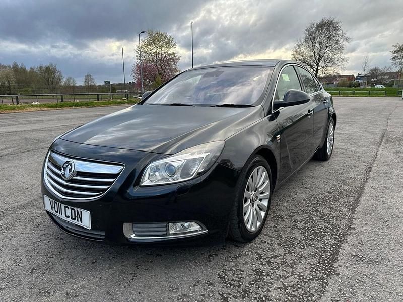 Used Vauxhall Insignia Elite 160 HP (117 kW) 2011 Black Hatchback