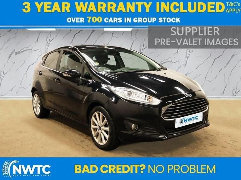 Used Ford Fiesta Titanium 100 HP (73 kW) 2016 Black Hatchback