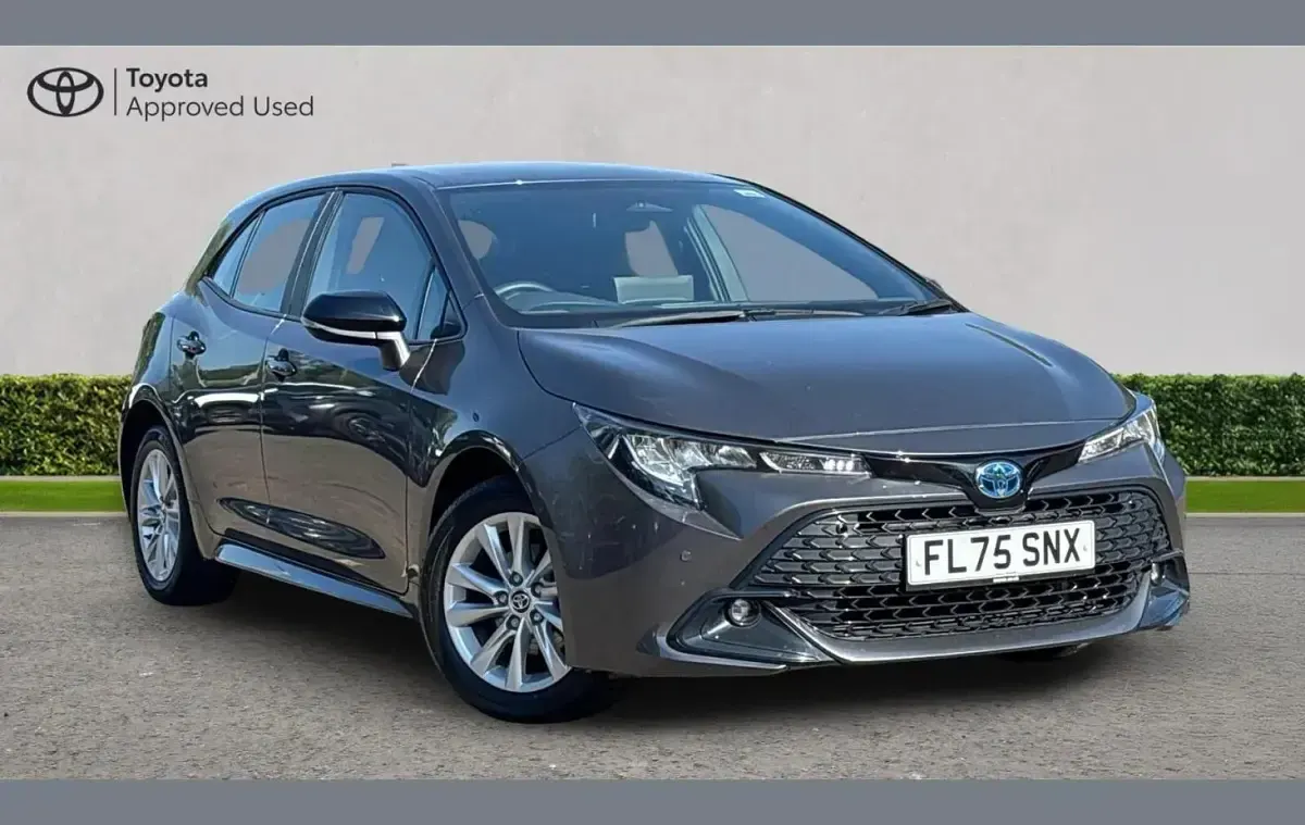 Used Toyota Corolla 140 HP (102 kW) 2025 Hatchback