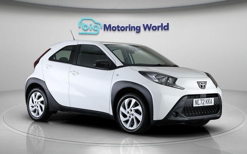 Used Toyota Aygo X PURE 72 HP (52 kW) 2025 SUV