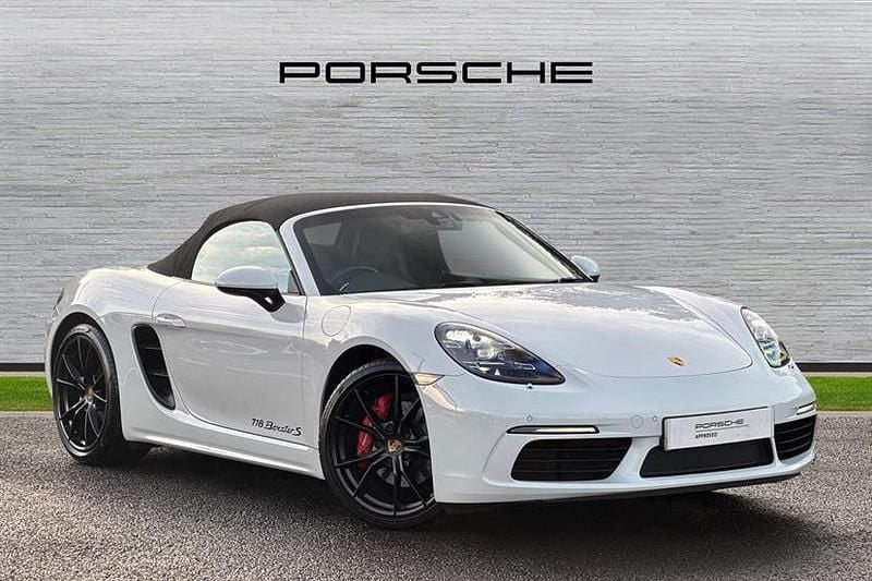 White Used 2018 Porsche Boxster Cabriolet | £44,990 (Good price) - Image 1/4