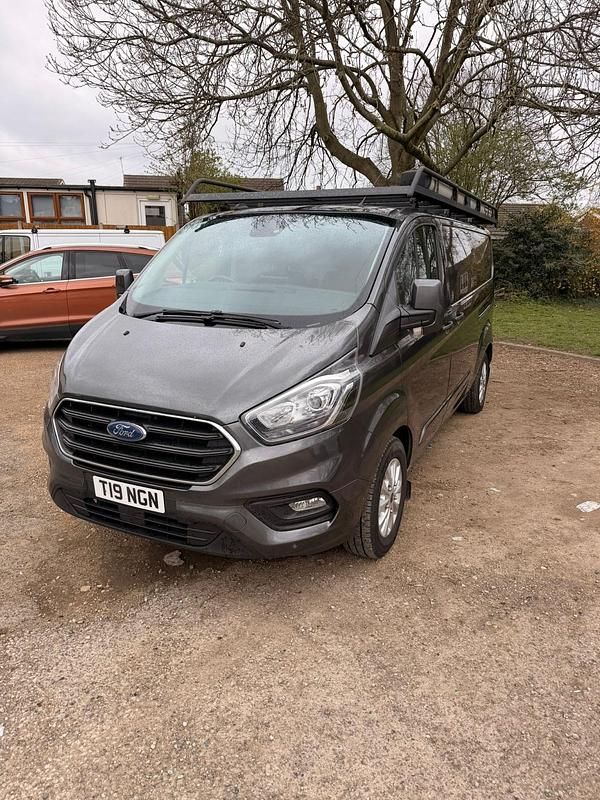 Used Ford Transit Custom Limited 130 HP (95 kW) 2019 Grey Van