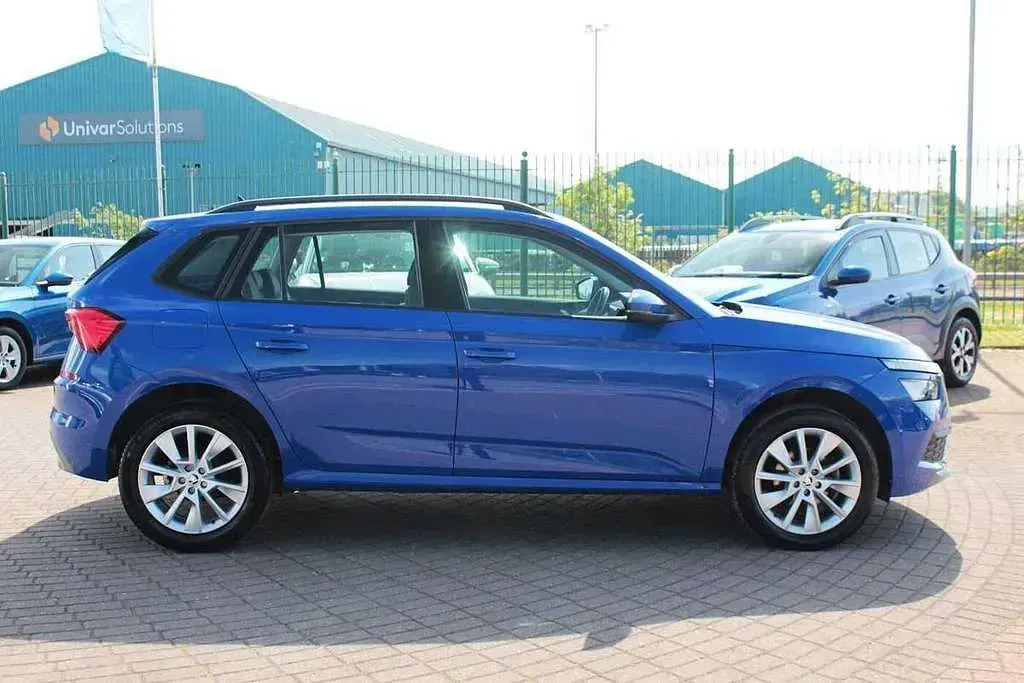 Used Skoda Kamiq SE 108 HP (79 kW) 2023 Blue SUV