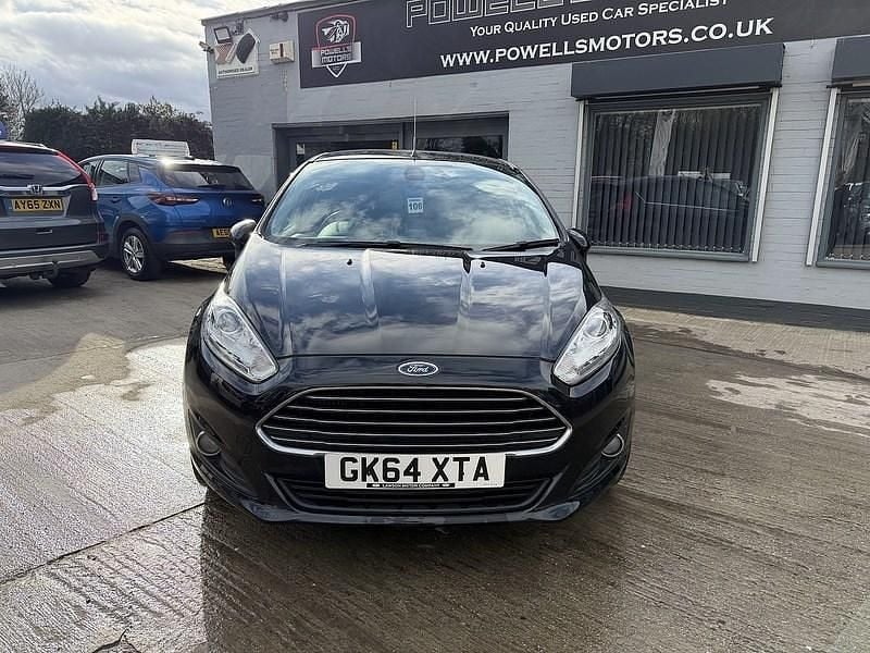 Used Ford Fiesta Titanium 125 HP (91 kW) 2014 Black Hatchback