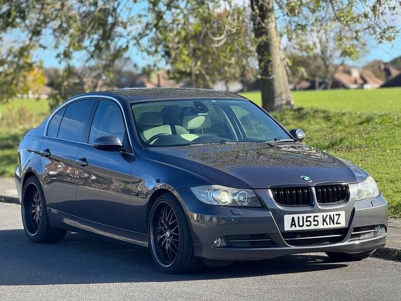 Grey Used 2005 BMW 330 Sedan | £2,995 (Super price) - Image 1/4