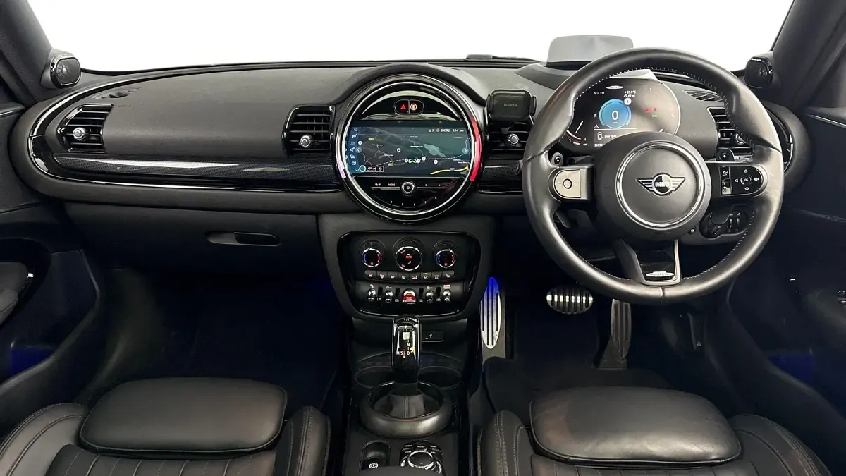 Used Mini John Cooper Works Clubman 302 HP (222 kW) 2023 Green Estate