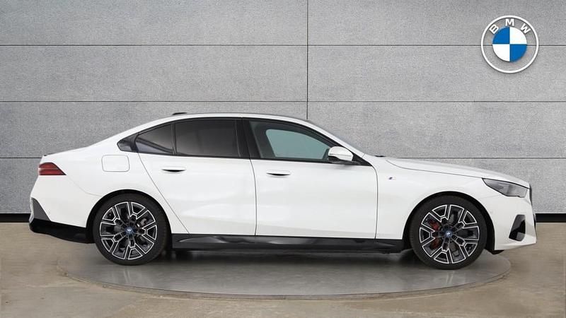 Used BMW i5 M Sport 246 kW (335 HP) 2024 White Sedan