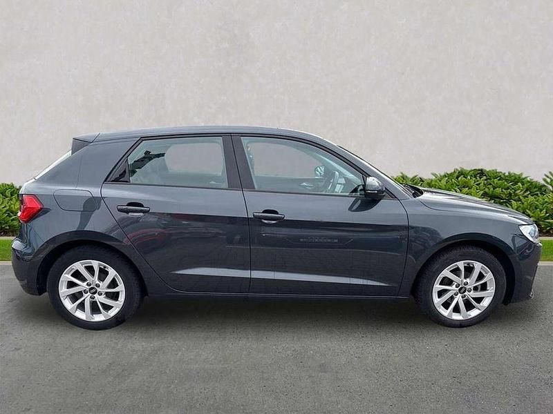 Used Audi A1 Sport 94 HP (69 kW) 2022 Grey SUV