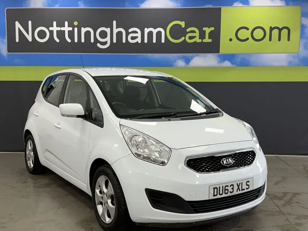 Used Kia Venga 123 HP (90 kW) 2013 White Hatchback