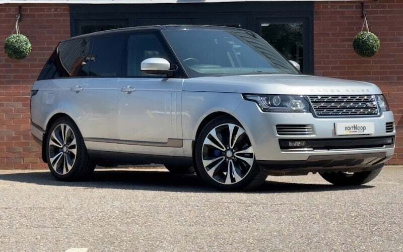 Used 2017 Land Rover Range Rover Autobiography SUV | £26,450 (Super price) - Image 1/4