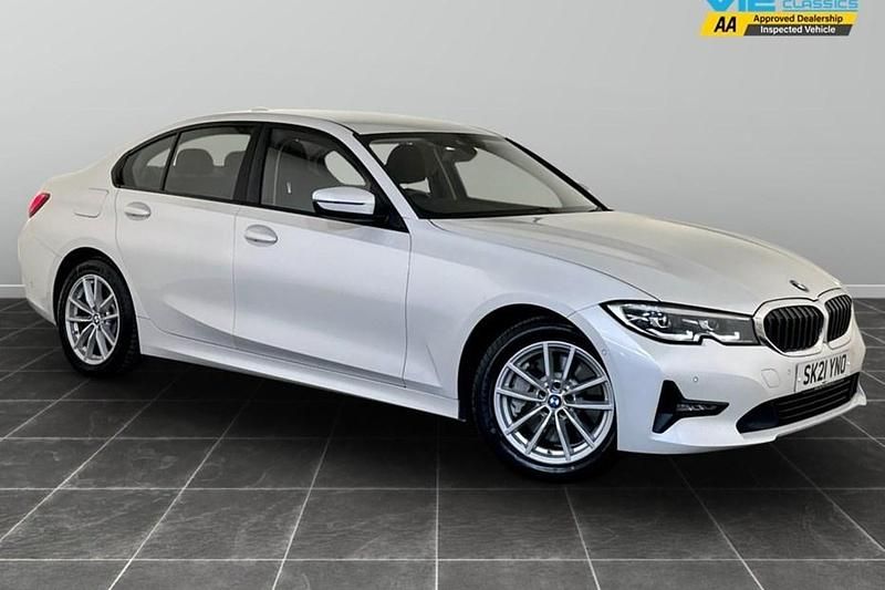 White Used 2021 BMW 330e Comfort Edition Sedan | £10,895 (Super price) - Image 1/1
