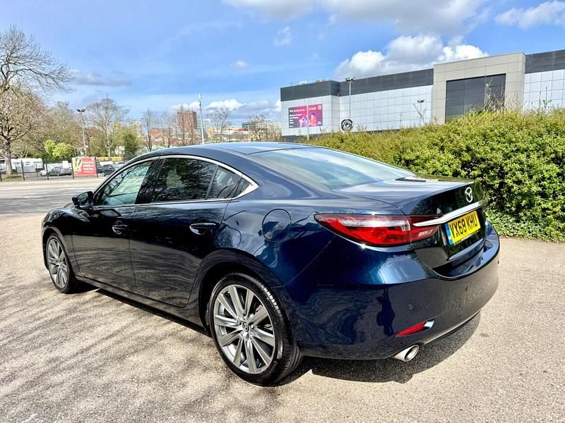 Usado Mazda 6 Inclusive 150 HP (110 kW) 2018 Azul Sedan