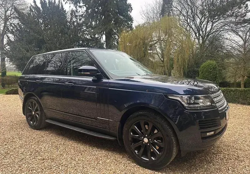 Used Land Rover Range Rover Vogue SE 306 HP (225 kW) 2015 Blue SUV