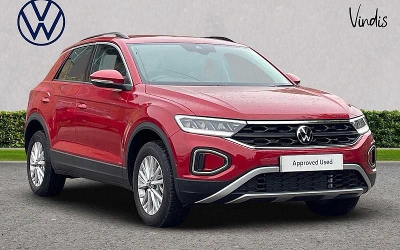 Red Used 2024 VW T-Roc Life SUV | £23,600 (Fair price) - Image 1/4
