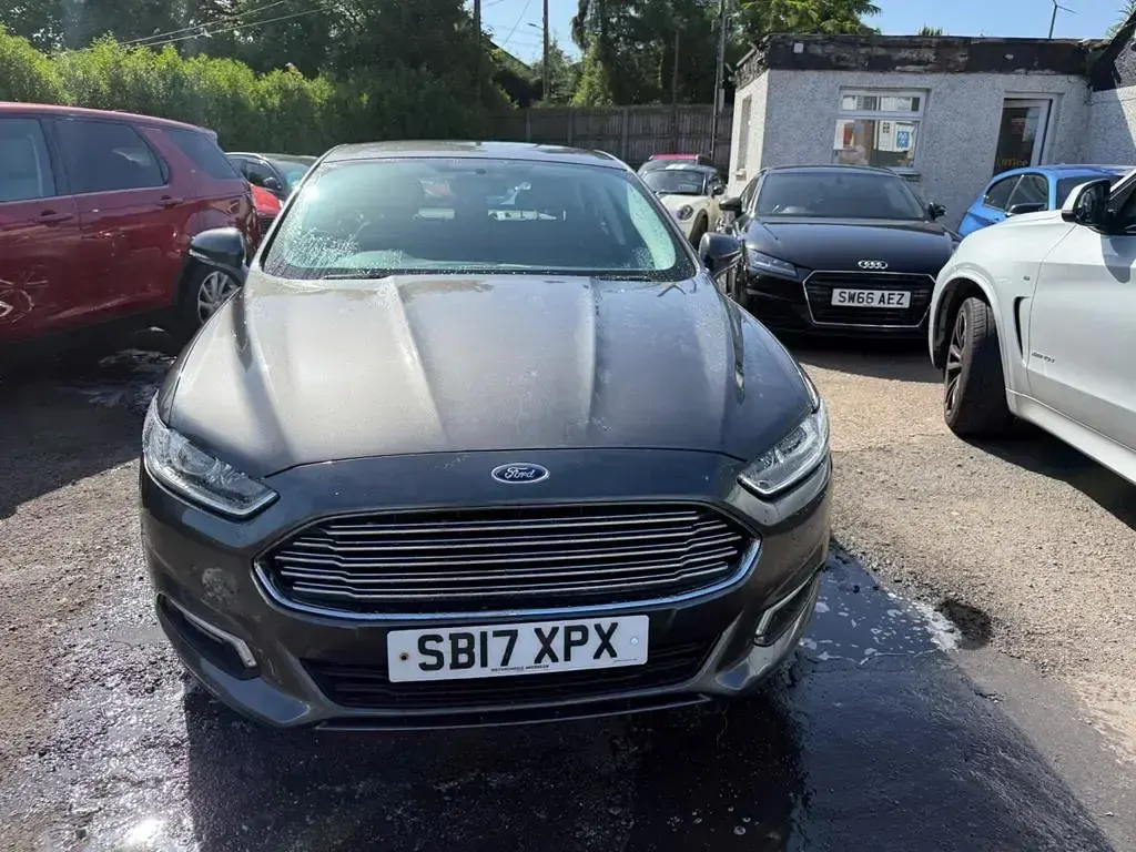 Used Ford Mondeo Zetec 2017 Grey Hatchback