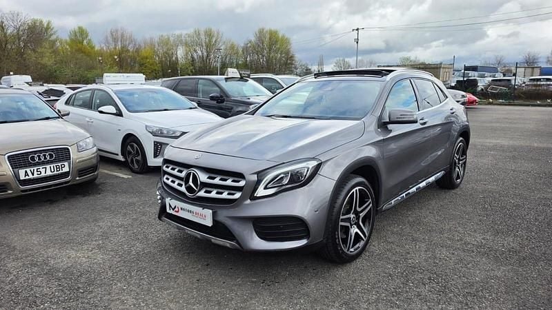 Used Mercedes GLA250 AMG Line Premium Plus 211 HP (155 kW) 2017 Grey SUV