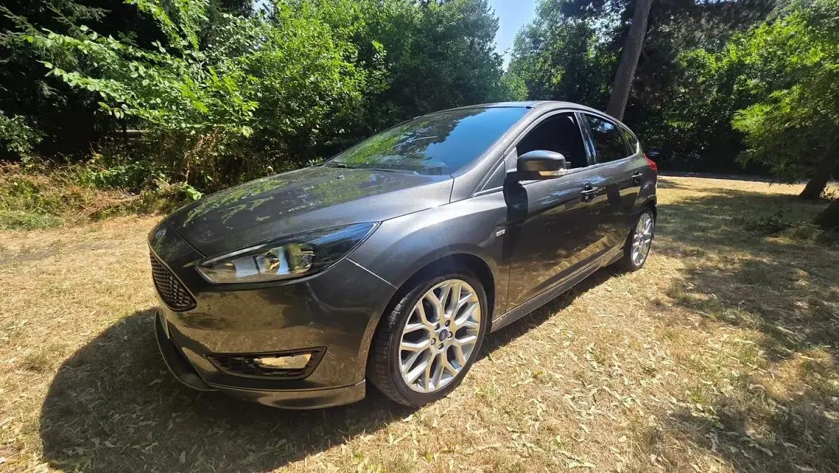 Used Ford Focus ST-Line 2017 Grey Hatchback