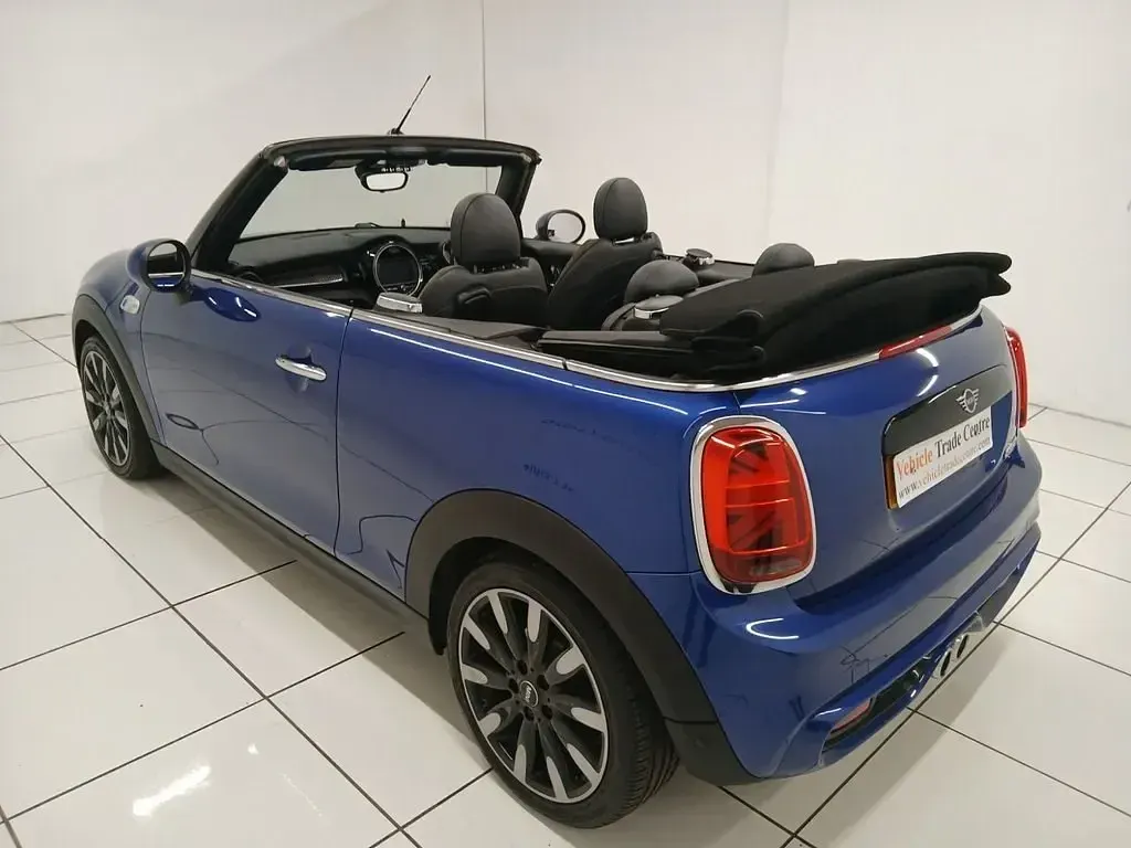 Begagnad Mini Cooper S Cabriolet 192 HK (141 kW) 2018 Blå Cab