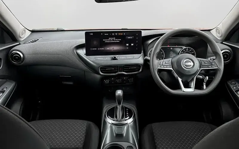 Used Nissan Juke Acenta Premium 114 HP (83 kW) 2025 Red SUV