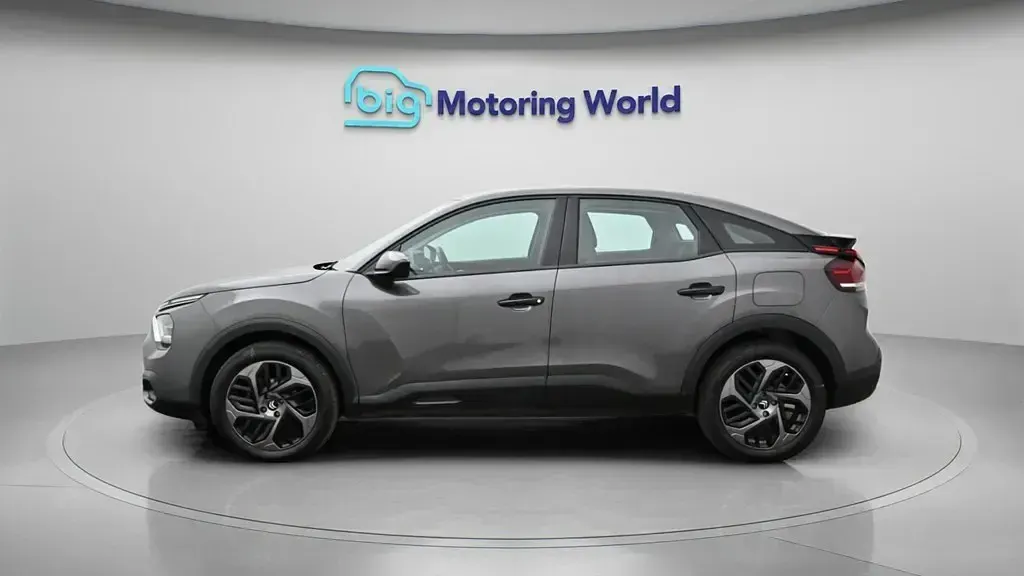 Usado Citroën C4 PureTech 100 HP (73 kW) 2024 Cinzento SUV