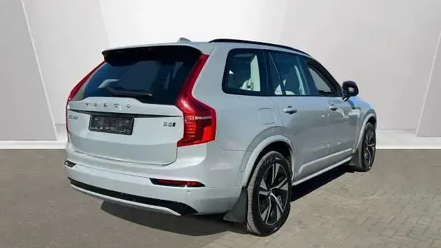 Usado Volvo XC90 Plus 247 HP (181 kW) 2025 SUV