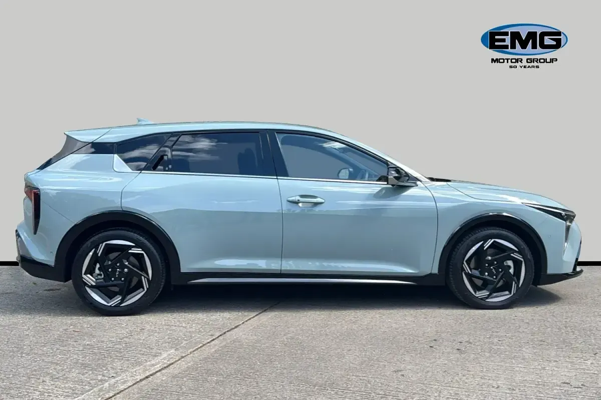 Used Kia K4 GT-Line 147 HP (108 kW) 2026 Green Hatchback