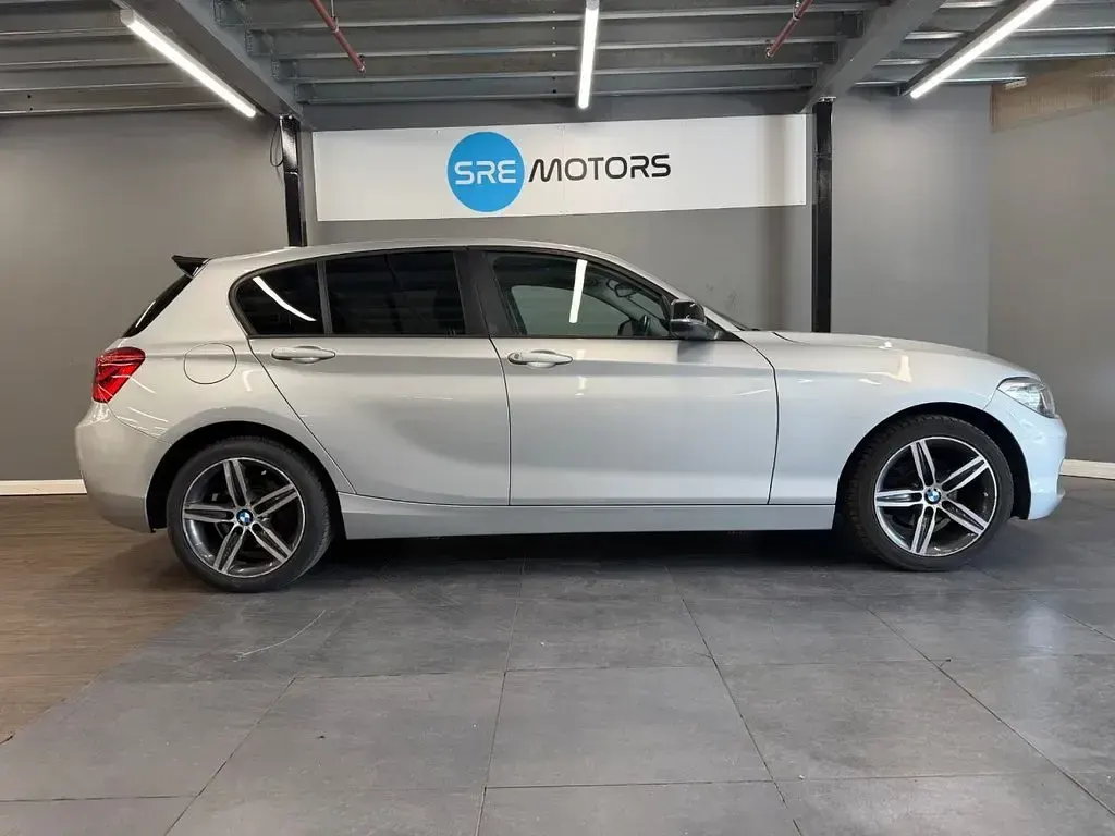 Used BMW 116 Sport Line 116 HP (85 kW) 2015 Silver Hatchback